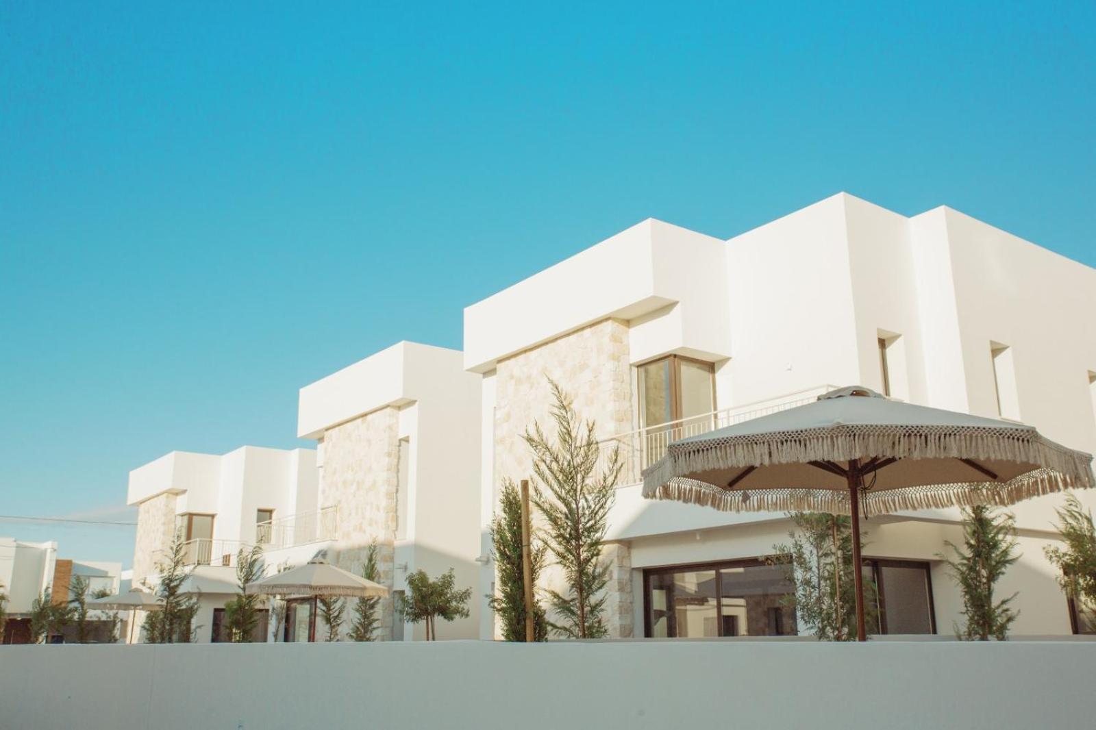 Liv & Co Suites & Villas Voroklini Exterior photo